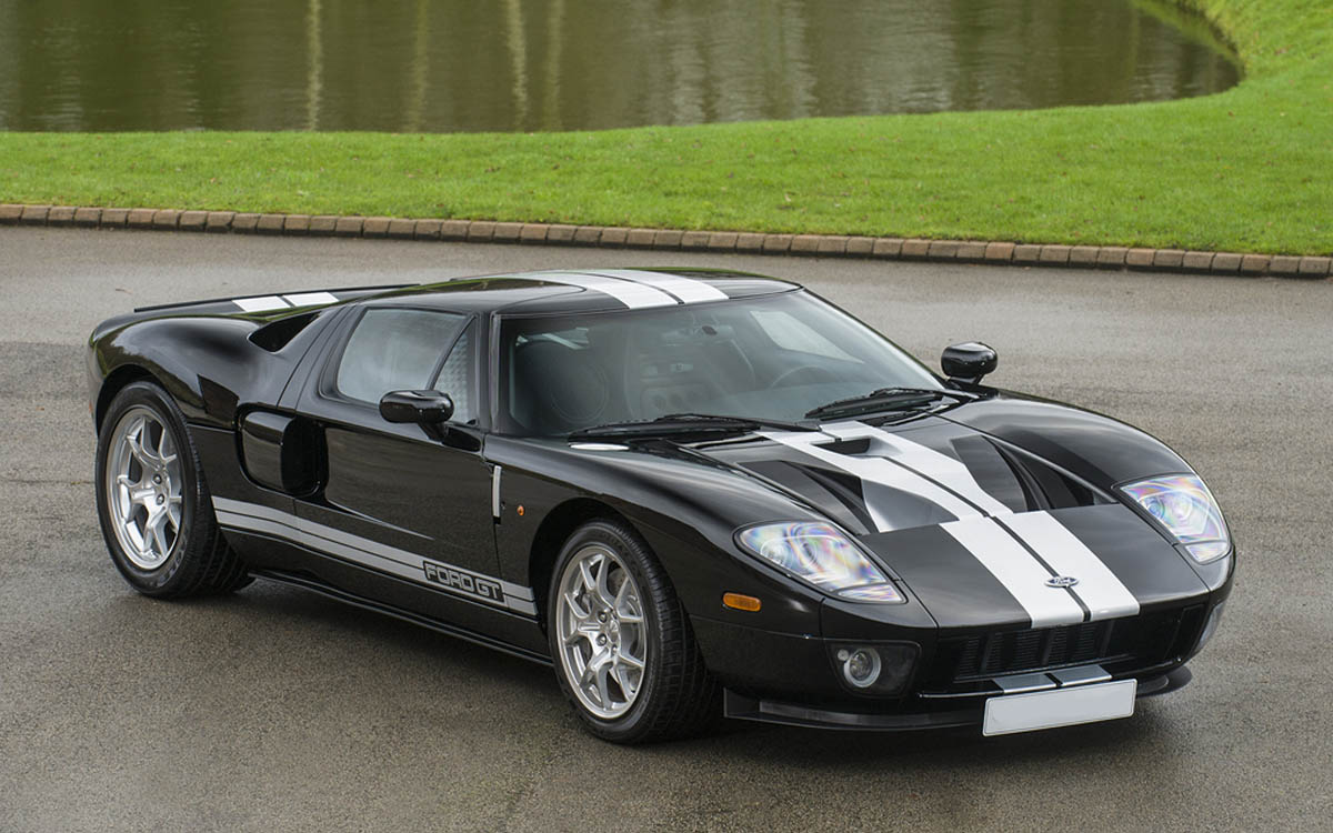 La storia della Ford GT del 2005