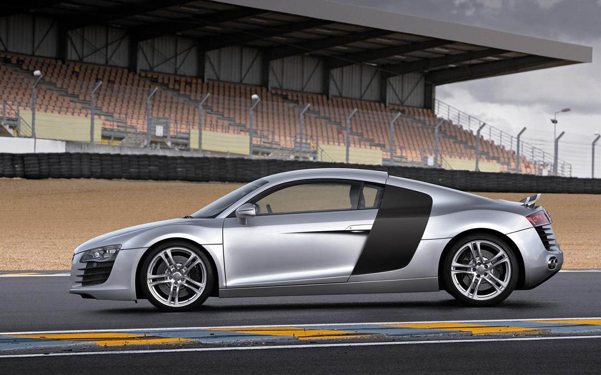 Audi R8: bella (e cattiva) da sempre! Audi R8: bella (e cattiva) da sempre!