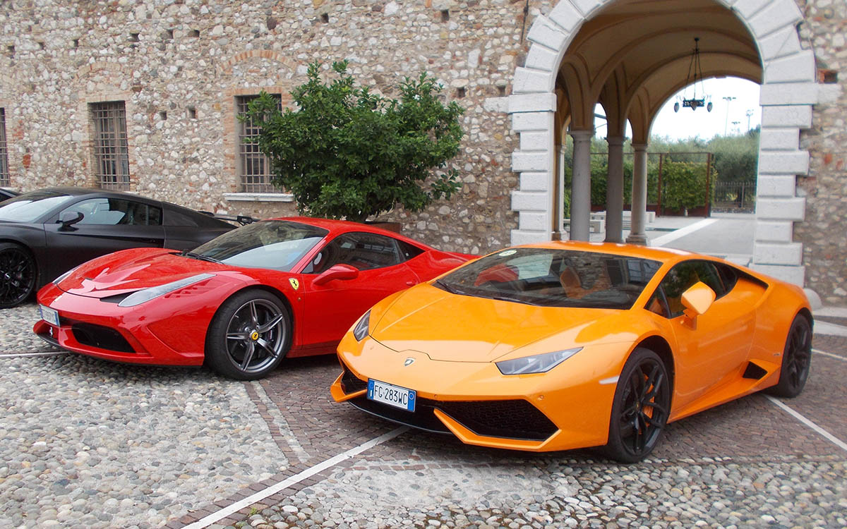 Padenghe sul Garda - Raduno Supercars Ep.1 Arrivo