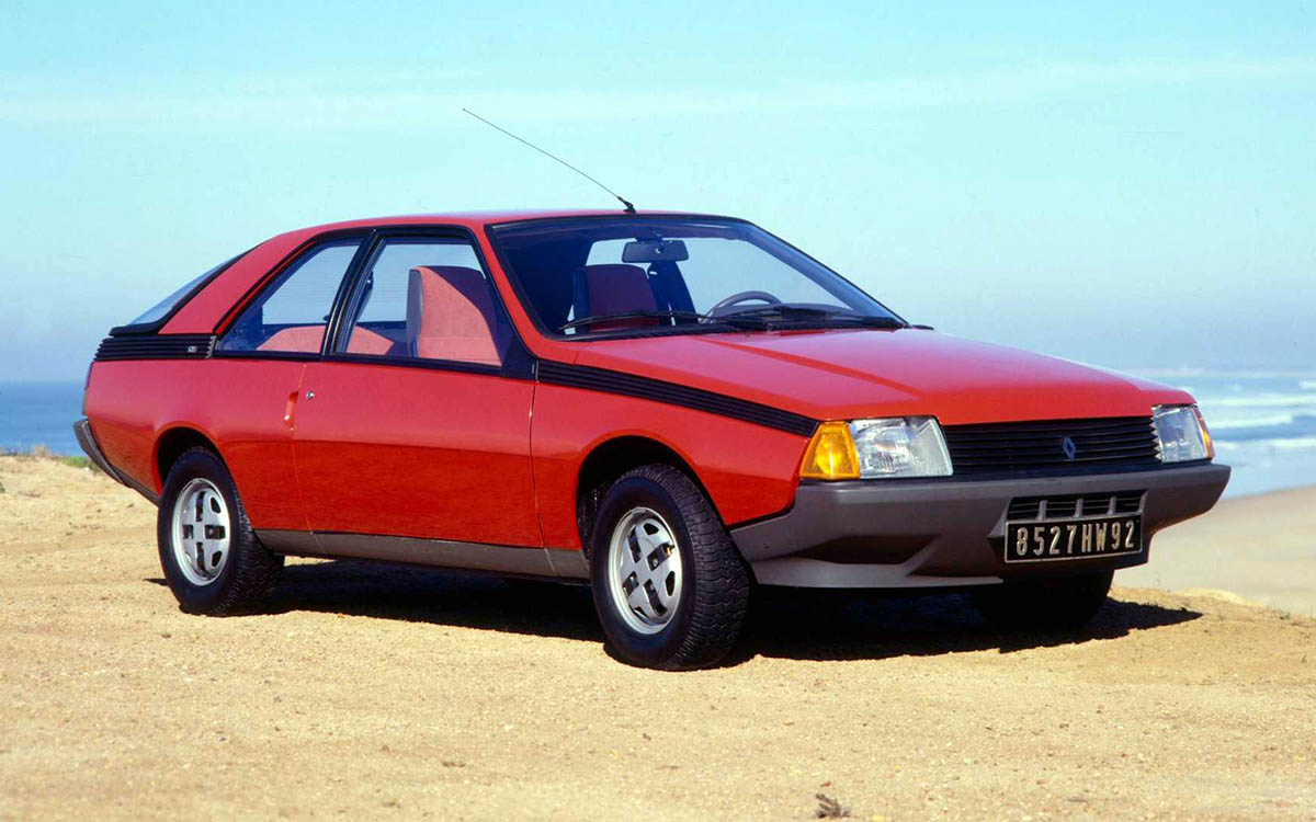 Renault Fuego: praticamente “bruciata” in… partenza!