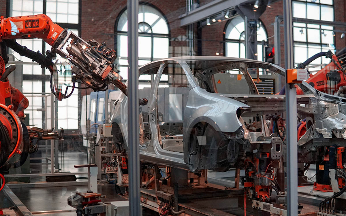 Mobilità elettrica: e se facessimo un passo indietro?