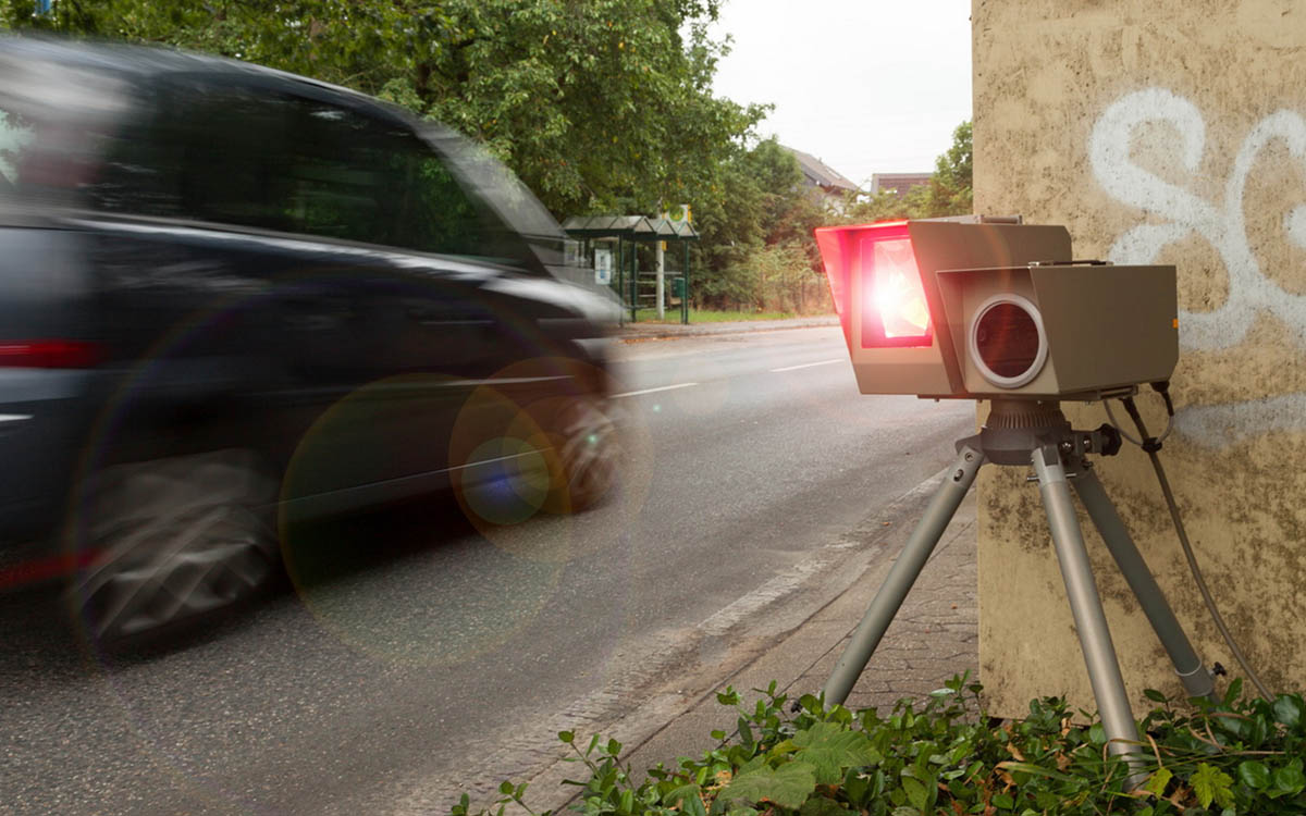 Autovelox: “E io pago”!