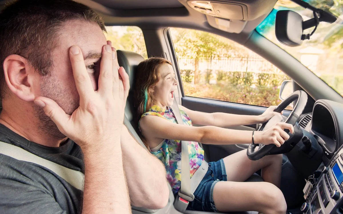 Decreto Legge infrastrutture (DL 68/2022, art. 7): le novità per la patente e le modifiche sulla circolazione