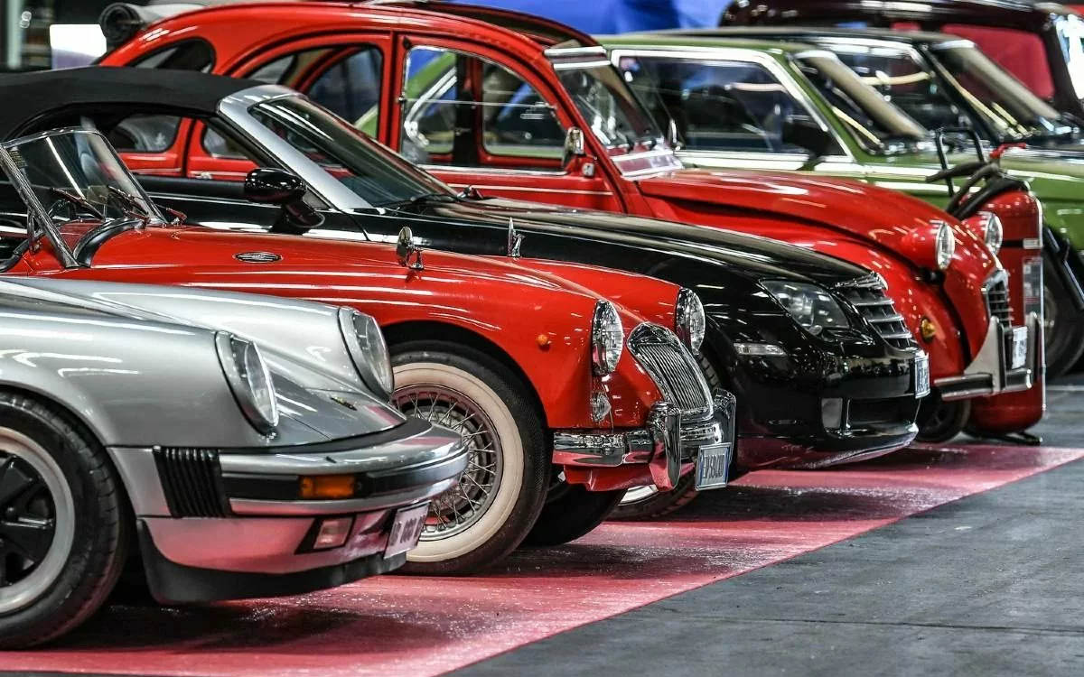 Automotoretrò e l’ennesimo sputtanamento della città di Torino: sì va’ a Parma! Automotoretrò e l’ennesimo sputtanamento della città di Torino: sì va’ a Parma!